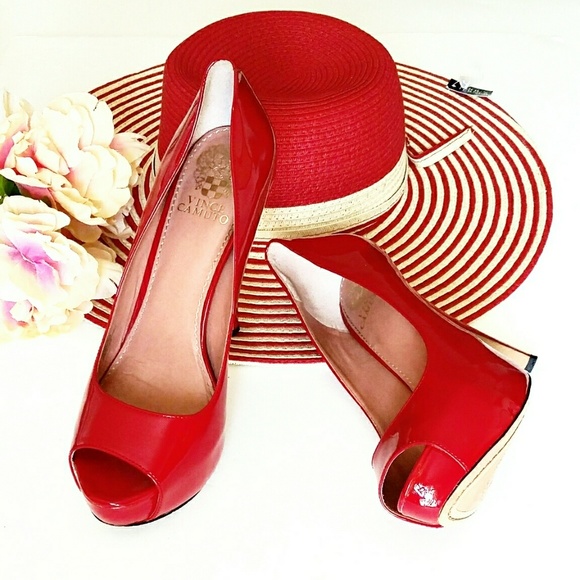 ¡Just In! Award Winner🎉Vince Camuto Red Hot Heels - Picture 4 of 8